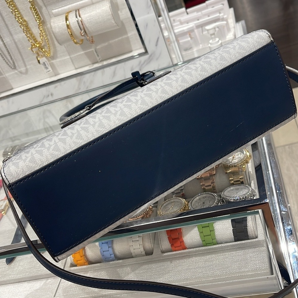 MICHAEL KORS Sheila Medium Ombré Signature Logo CZ Satchel Crossbody 
Navy 
NWT - Picture 14 of 16